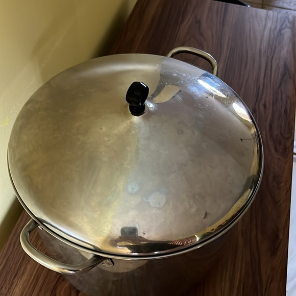 Farberware Aluminum Clad Stainless Steel Cooking Pot - Picture 2 of 4